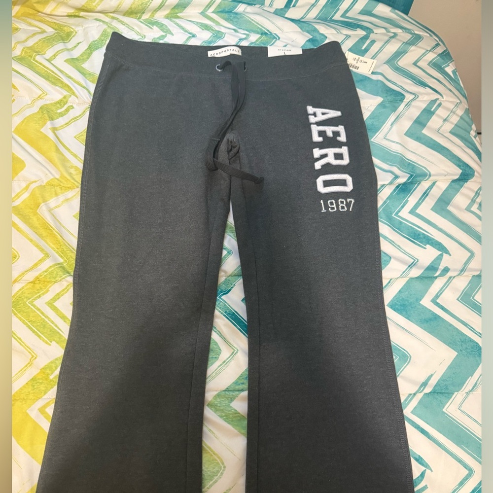 Low rise flare sweats brand new